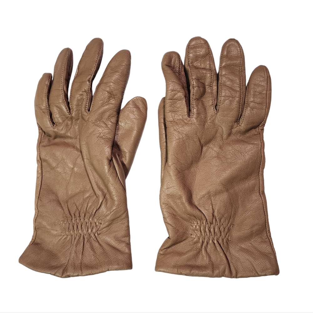 Fownes Women's Tan Leather Gloves Size 7 1/2 with Polyester Lining Pre Owned Con